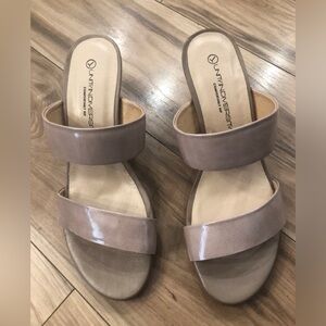 Unity in Diversity Women Beguile Unity Heeled Sandals, Beige Patent, US6.5-7